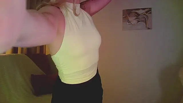 mia raspberrie online show from 19, 5, 2026