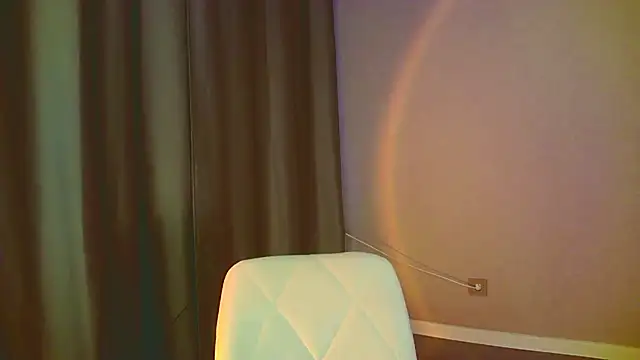 Snapshot of mia_raspberrie chatting on 7, 1, 2025 mia raspberrie online show from 7, 1, 2025