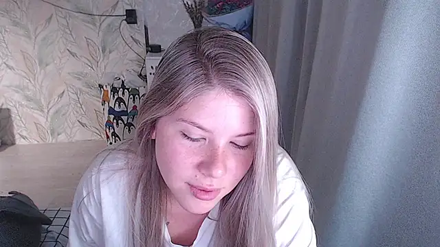 Snapshot of MelissaXKinky chatting on 26, 9, 2025 MelissaXKinky online show from 26, 9, 2025