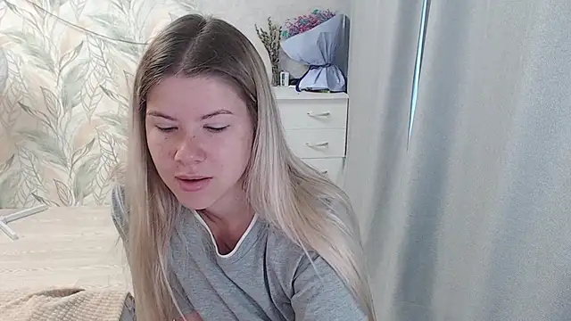 Snapshot of MelissaXKinky chatting on 11, 9, 2025 MelissaXKinky online show from 11, 9, 2025