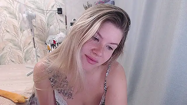 Snapshot of MelissaXKinky chatting on 10, 9, 2025 MelissaXKinky online show from 10, 9, 2025