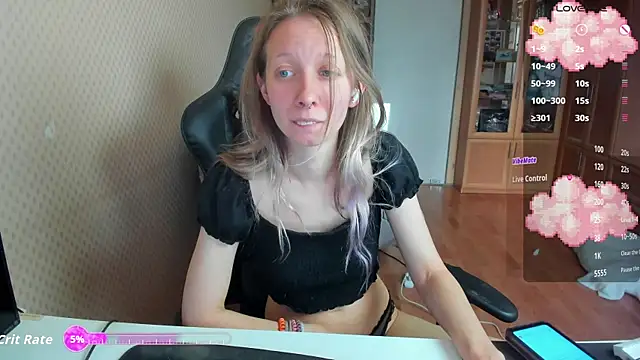 Snapshot of cutieMila chatting on 28, 9, 2025 cutieMila online show from 28, 9, 2025