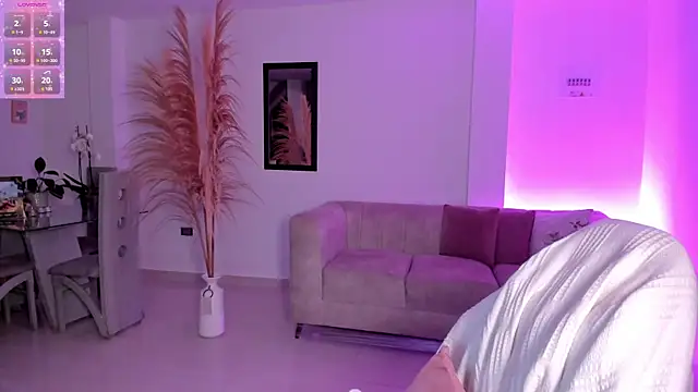 ElissaDominguez online show from 10, 3, 2026