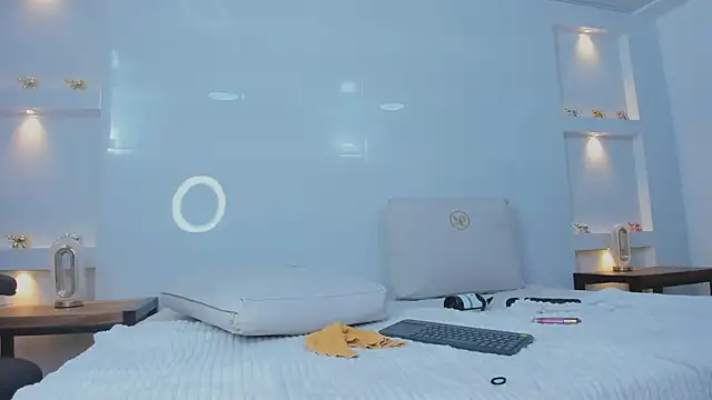 Dalia-Prada online show from 21, 3, 2026