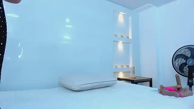 Dalia-Prada online show from 15, 11, 2025