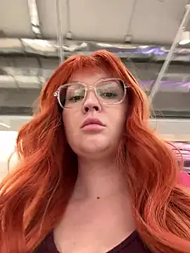 Teya moon  online show from 2, 6, 2026