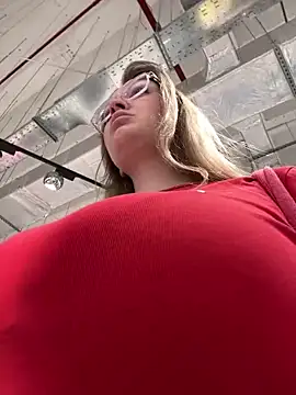 Teya moon  online show from 3, 4, 2026