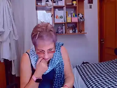 Victoria5643 online show from 24, 1, 2025