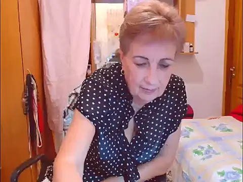 Victoria5643 online show from 21, 9, 2025