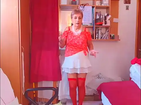 Victoria5643 online show from 22, 11, 2025