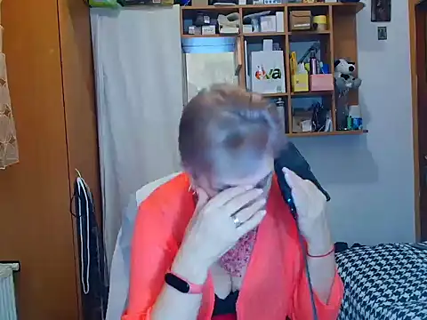 Victoria5643 online show from 8, 2, 2025