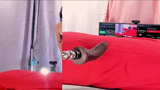 Criistal Thompson online show from 4, 11, 2025