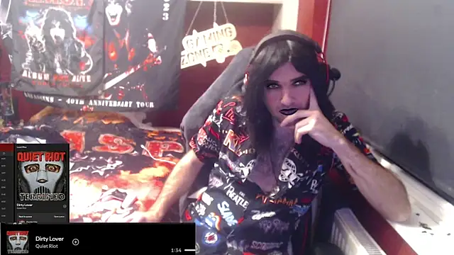 Rocker Assassin66630 online show from 15, 12, 2025