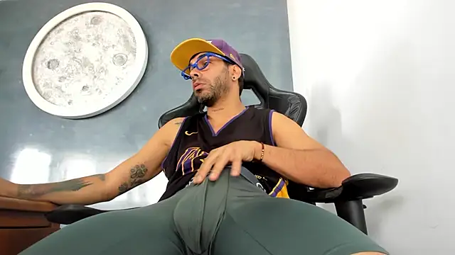 Bryan Bronx online show from 26, 9, 2025