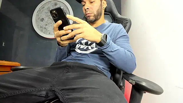 Bryan Bronx online show from 8, 3, 2025