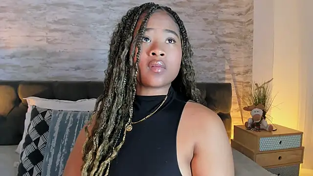 Snapshot of Anneth__M chatting on 17, 7, 2026 Anneth M online show from 17, 7, 2026