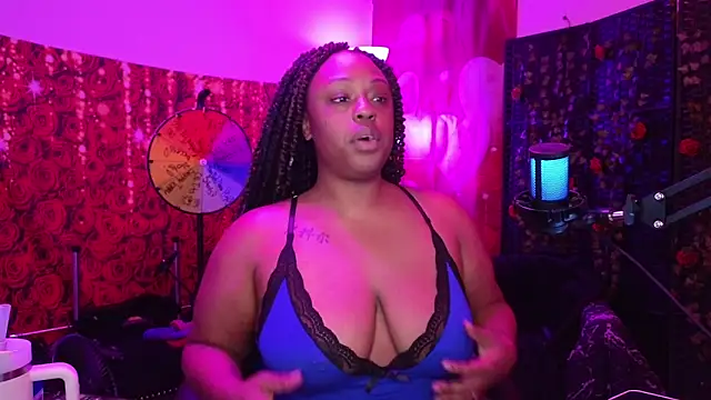 cheriserozequeen online show from 18, 4, 2026