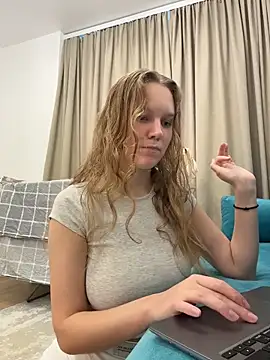 Ketitull online show from 5, 4, 2026