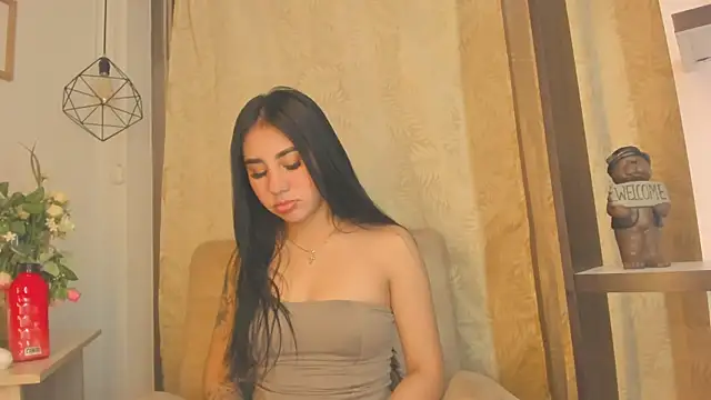 Chanttall  online show from 30, 1, 2025