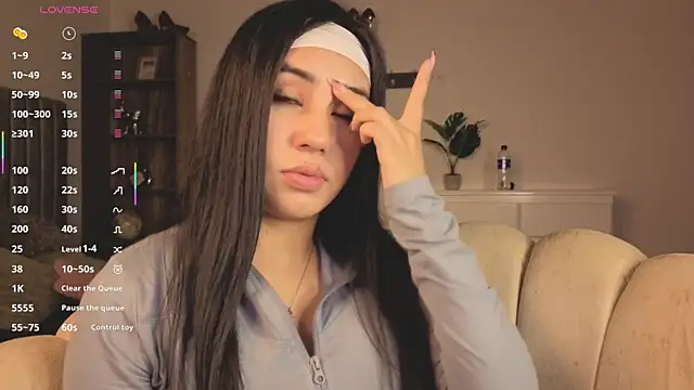 Chanttall  online show from 26, 9, 2025