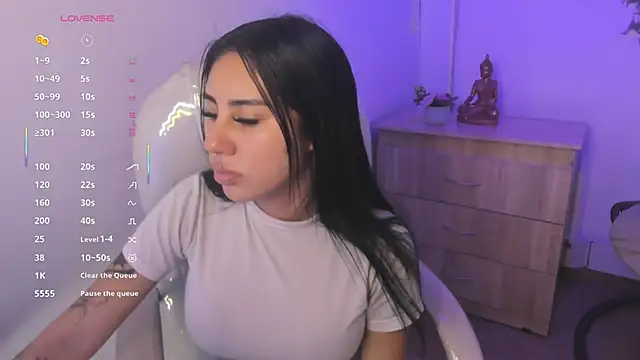 Chanttall  online show from 2, 12, 2025