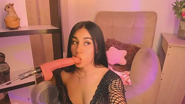 Chanttall  online show from 4, 3, 2025