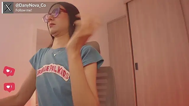 Snapshot of DanyNova_Co chatting on 11, 2, 2026 DanyNova Co online show from 11, 2, 2026