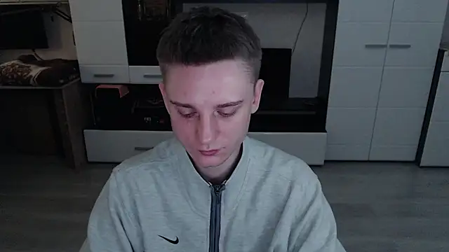 angryzan online show from 15, 10, 2025