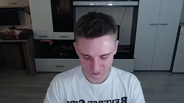 angryzan online show from 7, 10, 2025