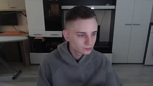 angryzan online show from 3, 10, 2025