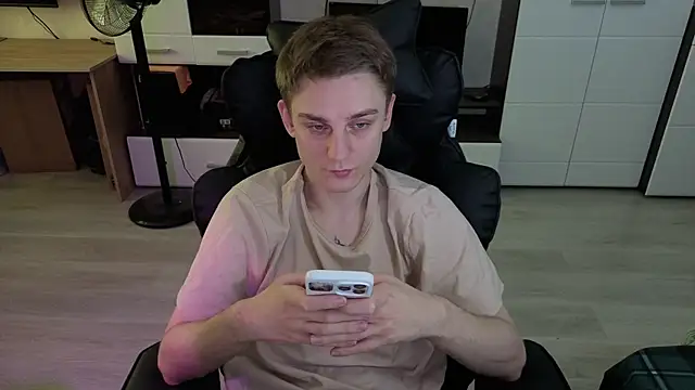 angryzan online show from 1, 7, 2026