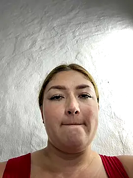 Snapshot of Sofia_Queen17 chatting on 9, 10, 2025 Sofia Queen17 online show from 9, 10, 2025