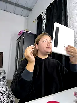 Sofia Queen17 online show from 5, 12, 2025