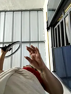 Snapshot of Sofia_Queen17 chatting on 15, 10, 2025 Sofia Queen17 online show from 15, 10, 2025