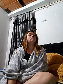 Snapshot of Sofia_Queen17 chatting on 7, 3, 2025 Sofia Queen17 online show from 7, 3, 2025