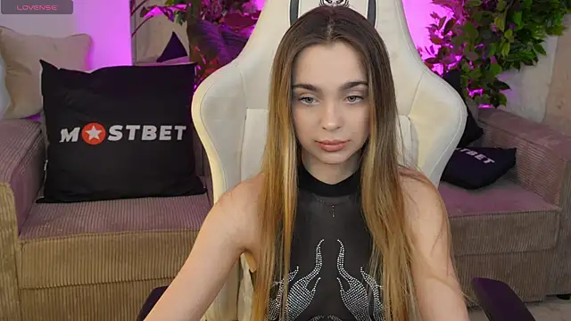 Snapshot of Lana_Pulse chatting on 22, 12, 2024 Lana Pulse online show from 22, 12, 2024