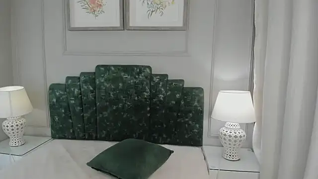 Snapshot of ana_beckett chatting on 26, 10, 2025 ana beckett online show from 26, 10, 2025