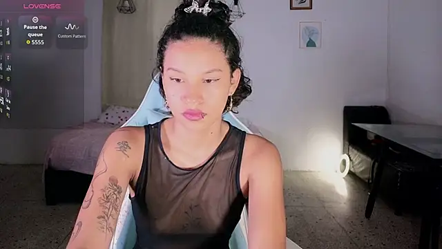 Peggy Funn online show from 2, 10, 2025