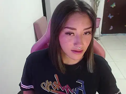 Snapshot of littleangel1_m chatting on 14, 7, 2026 littleangel1 m online show from 14, 7, 2026
