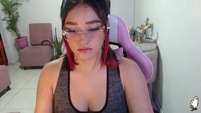 Snapshot of littleangel1_m chatting on 7, 2, 2025 littleangel1 m online show from 7, 2, 2025