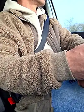 Zeefy online show from 4, 11, 2025