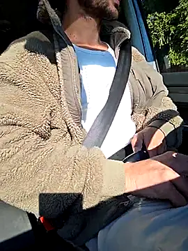 Zeefy online show from 4, 10, 2025