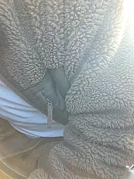 Zeefy online show from 3, 10, 2025