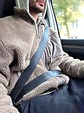 Zeefy online show from 6, 10, 2025