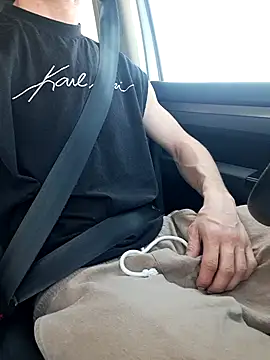 Zeefy online show from 21, 3, 2025