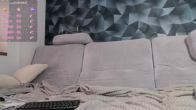 MakiimaStar online show from 11, 2, 2026