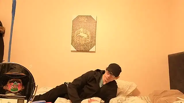 hailzeffn online show from 10, 3, 2026