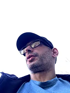 hailzeffn online show from 8, 3, 2026