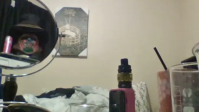 hailzeffn online show from 9, 4, 2026