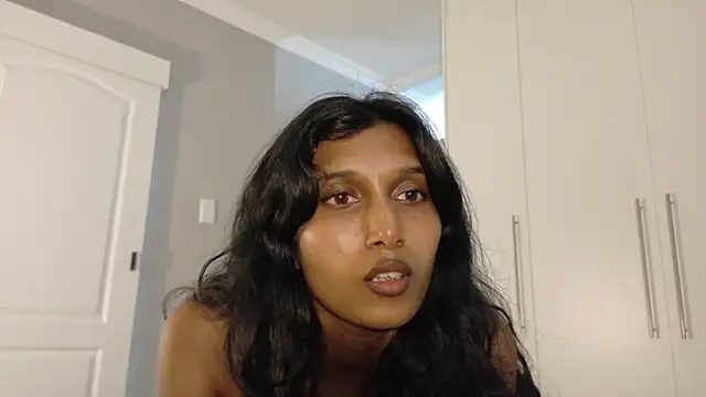 kawaiibabypie1 online show from 7, 4, 2026